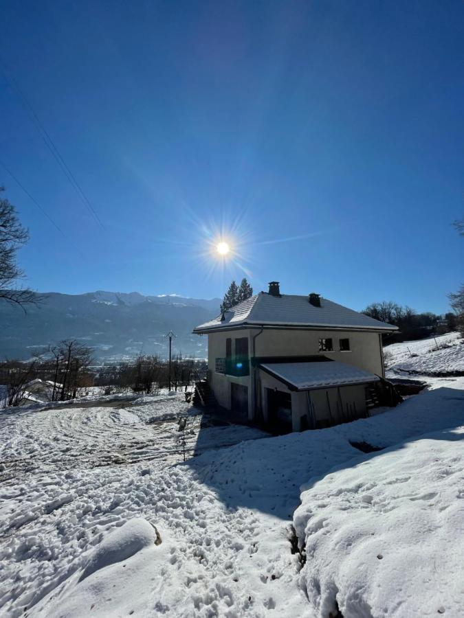Petit Logement Cosy Dans Maison Au Calme Verrens-Arvey エクステリア 写真