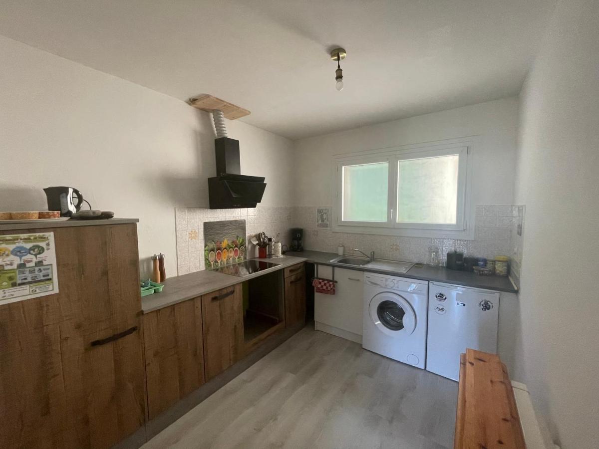 Petit Logement Cosy Dans Maison Au Calme Verrens-Arvey エクステリア 写真